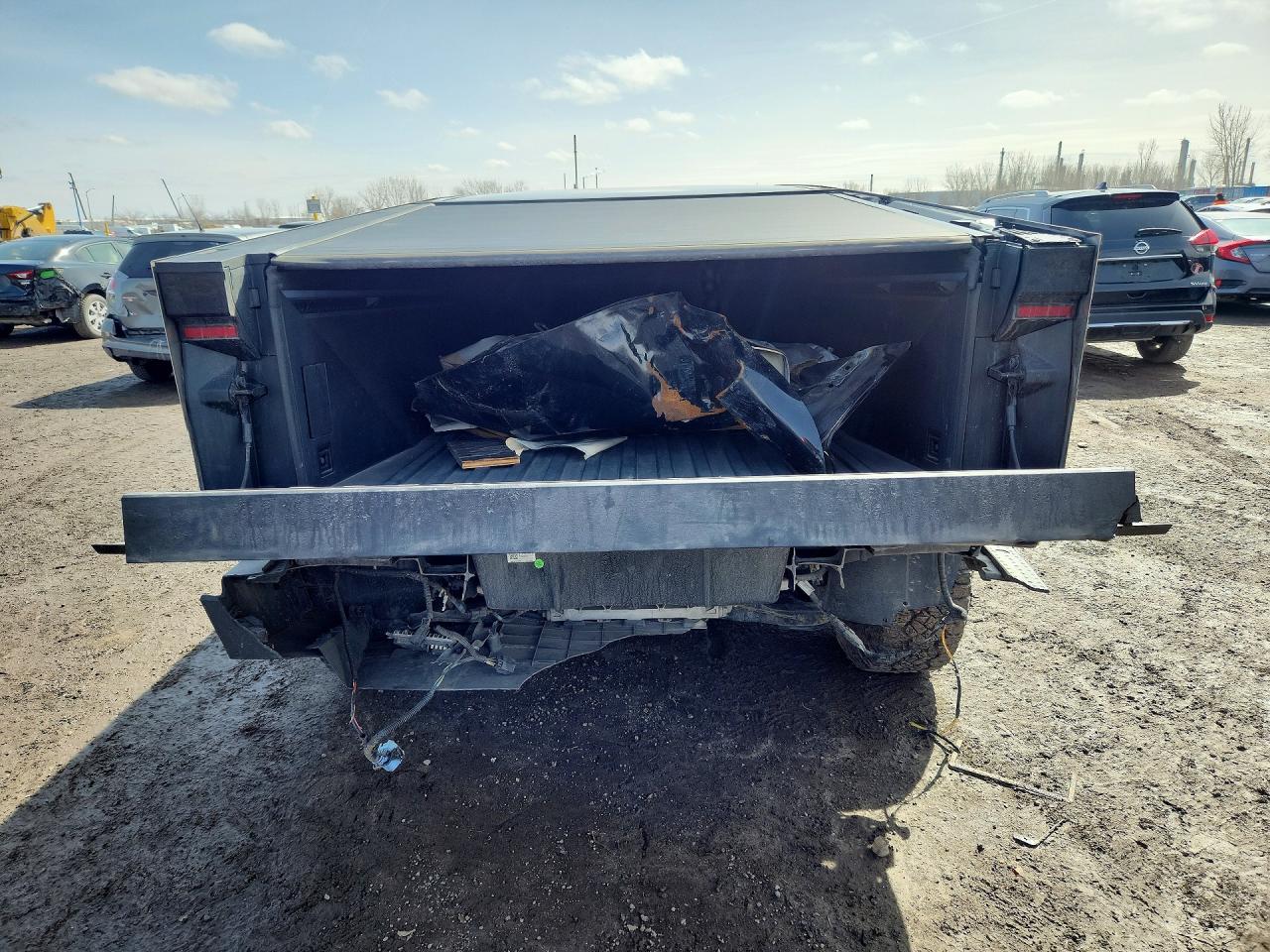 7G2CEHEE7RA046855 · 2024 TESLA CYBERTRUCK · 6/12