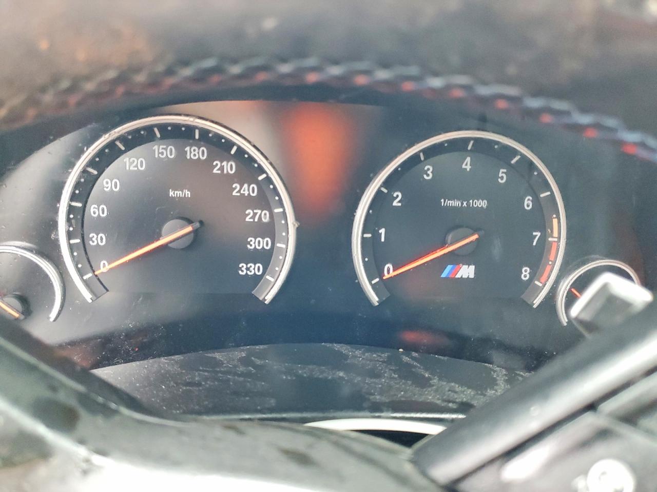 5YMKT6C37H0X20844 · 2017 BMW X5 · 9/13