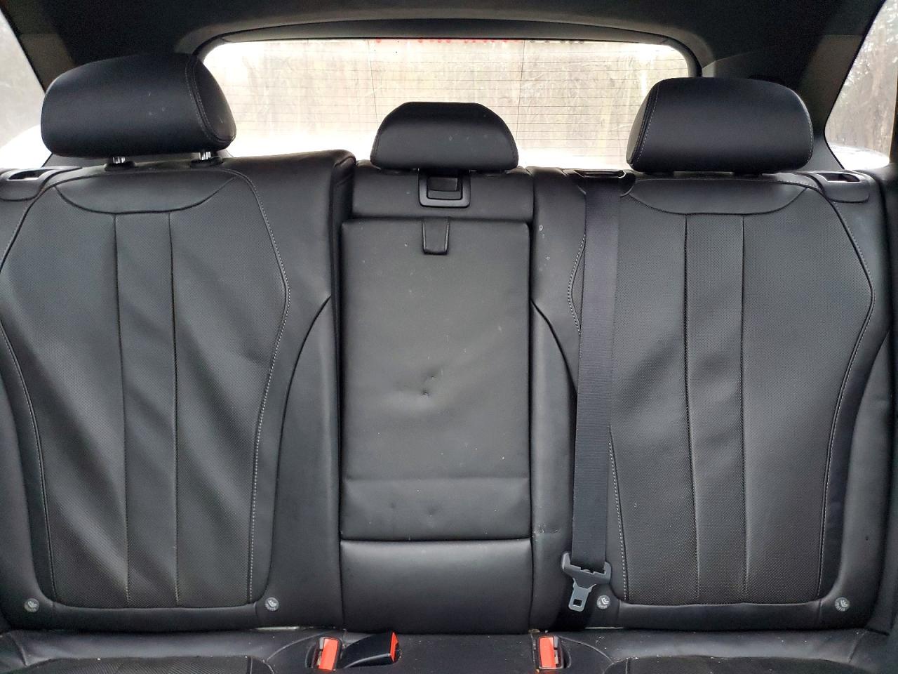 5YMKT6C37H0X20844 · 2017 BMW X5 · 10/13