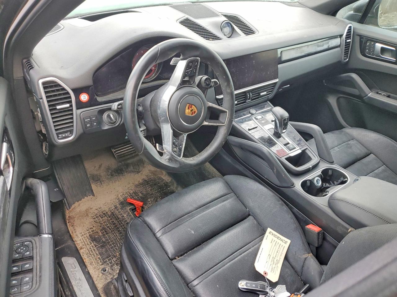 WP1BB2AY6PDA30589 · 2023 PORSCHE CAYENNE · 8/13