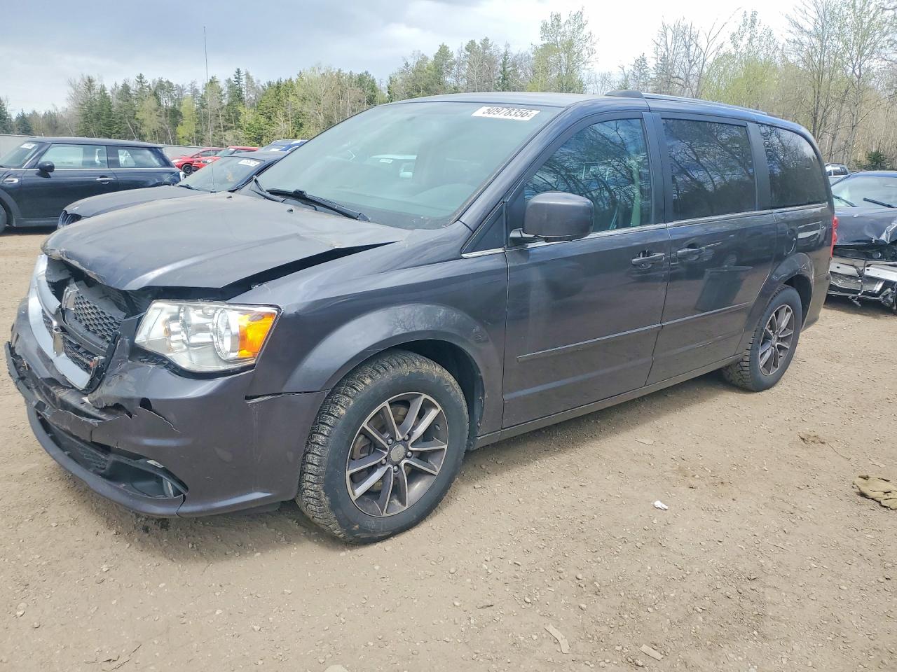 2C4RDGBG1HR781479 · 2017 DODGE GRAND CARAVAN