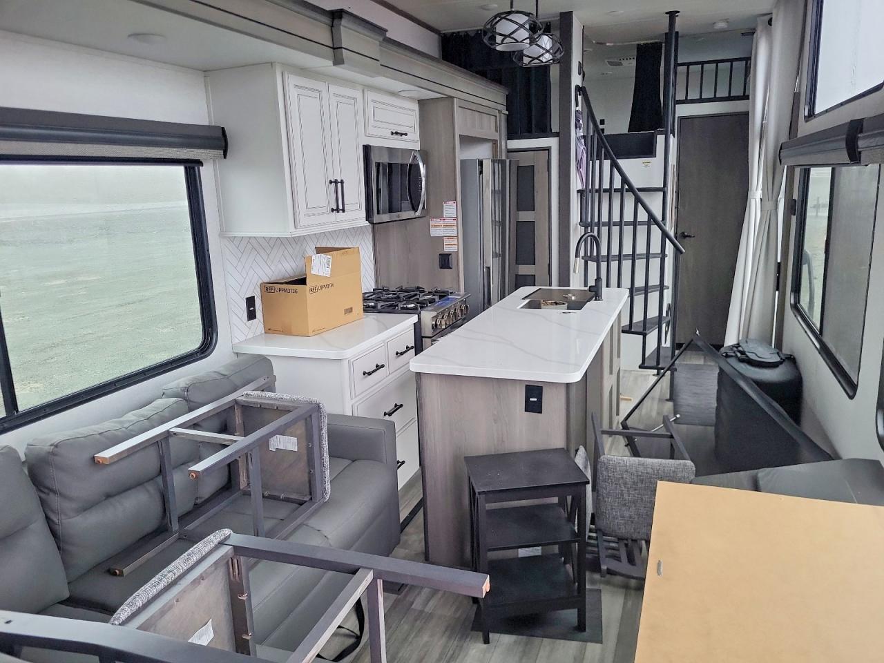 4YDTHRU25SW260039 · 2025 KEYSTONE RV RECREATIONAL VEHICLE (RV) · 5/10