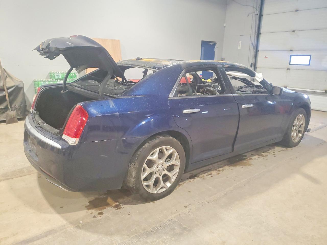 2C3CCASG2HH513864 · 2017 CHRYSLER 300C · 3/11