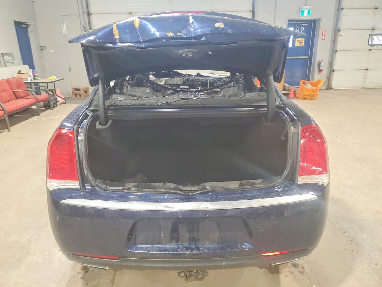 2C3CCASG2HH513864 · 2017 CHRYSLER 300C · 6/11
