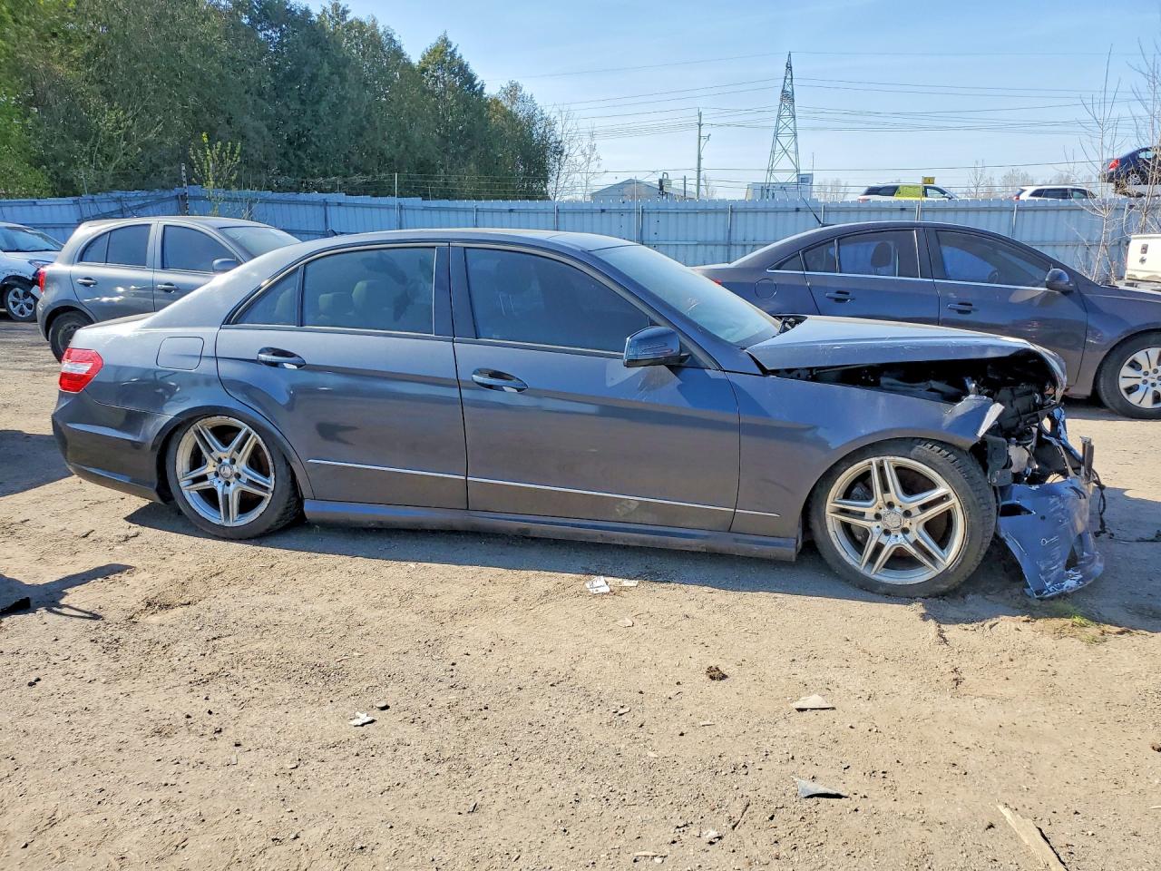 WDDHF9AB8BA512758 · 2011 MERCEDES-BENZ E · 4/12