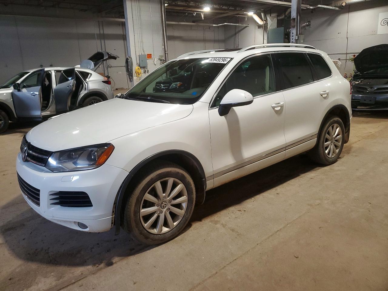 WVGEP9BP5DD000277 · 2013 VOLKSWAGEN TOUAREG