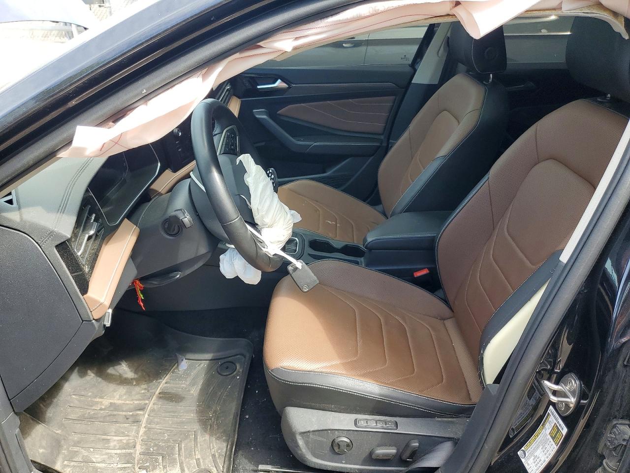 3VWGX7BU5SM089029 · 2025 VOLKSWAGEN JETTA · 7/13