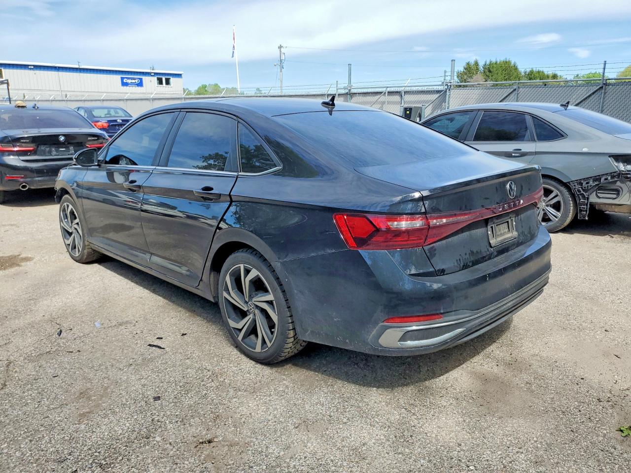 3VWGX7BU5SM089029 · 2025 VOLKSWAGEN JETTA · 2/13