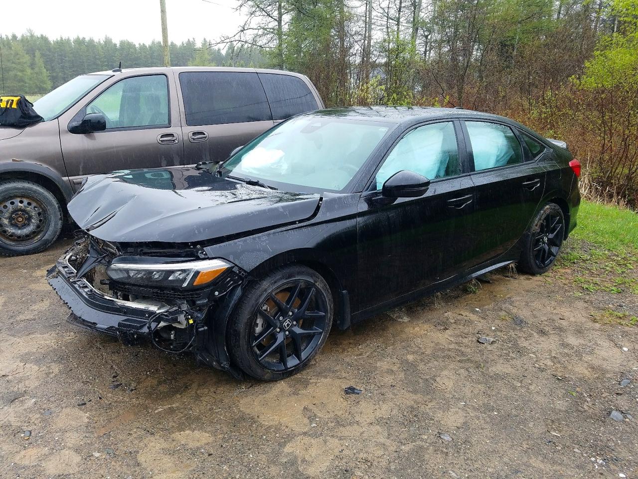 2HGFE1E58RH081698 · 2024 HONDA CIVIC