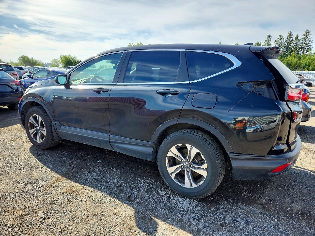 2HKRW2H20JH113765 · 2018 HONDA CR-V · 2/14