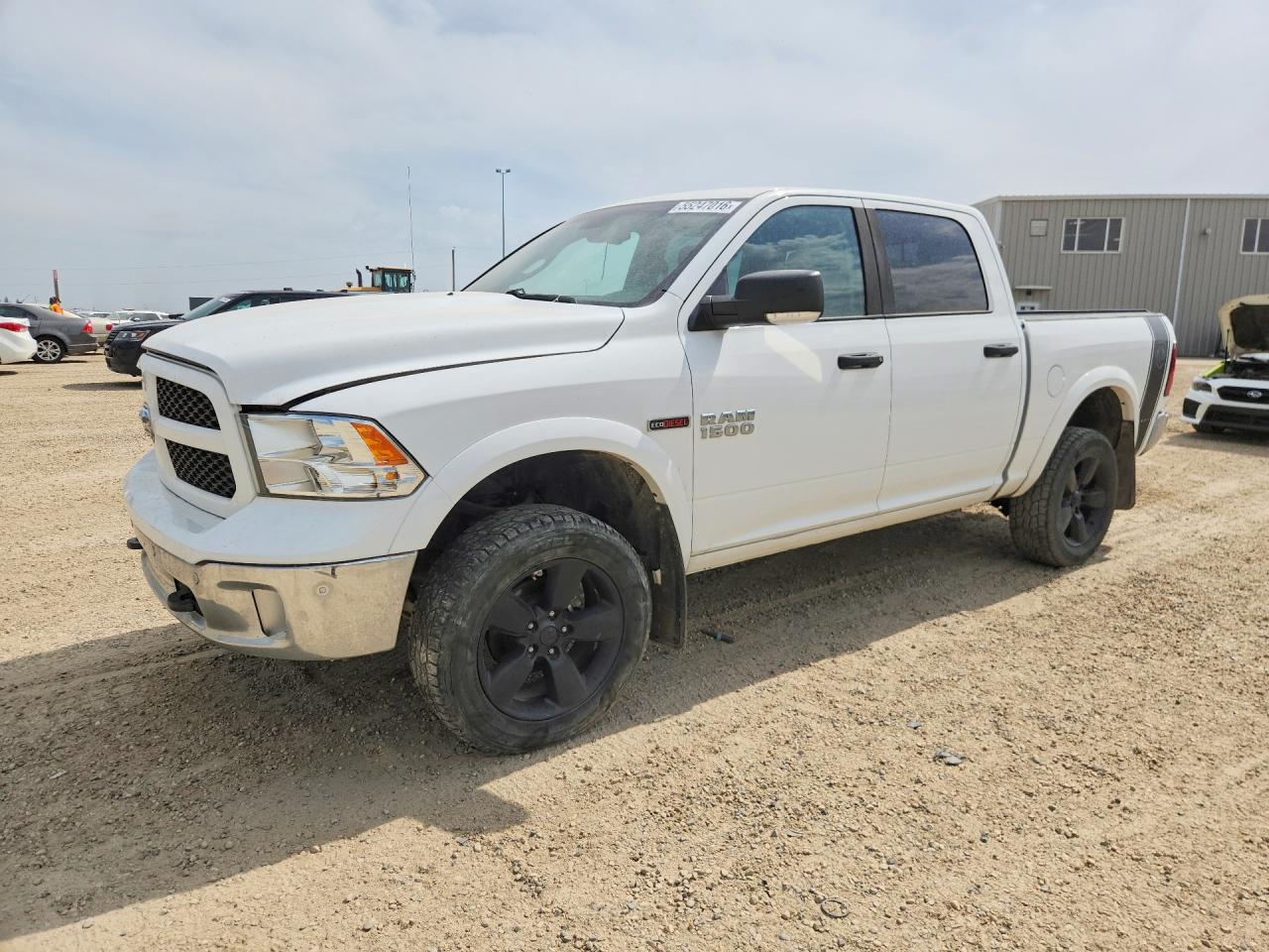 1C6RR7LM7GS333807 · 2016 RAM 1500