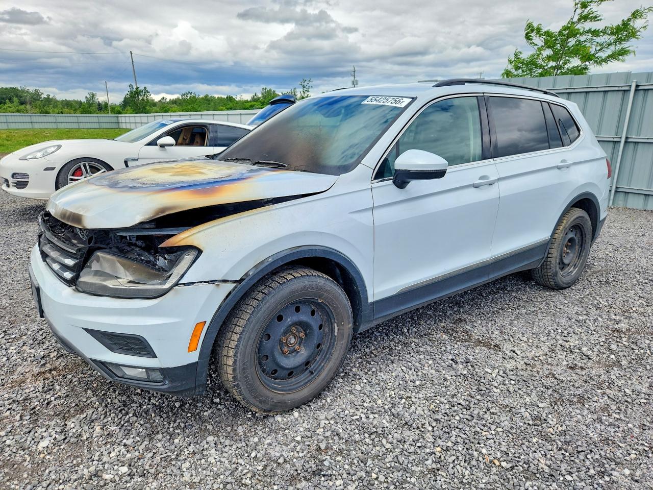 3VV2B7AX0JM166493 · 2018 VOLKSWAGEN TIGUAN