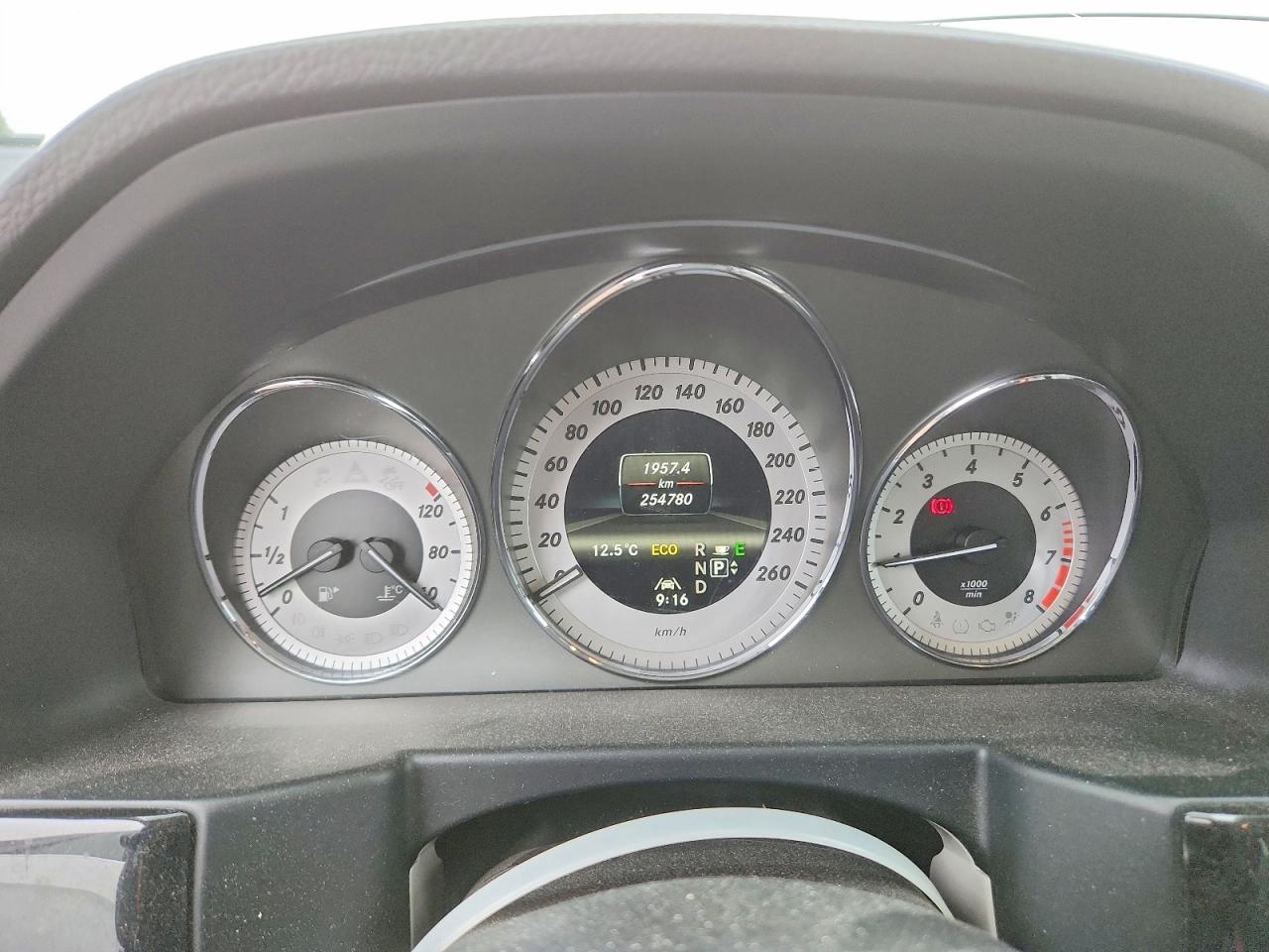 WDCGG8JBXDF973585 · 2013 MERCEDES-BENZ GLK · 9/13