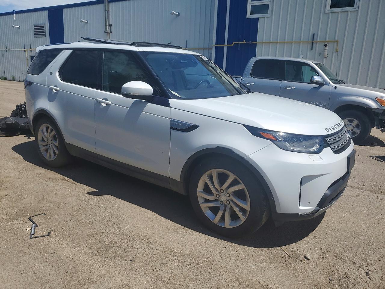 SALRRBBK5HA025367 · 2017 LAND ROVER DISCOVERY · 4/14