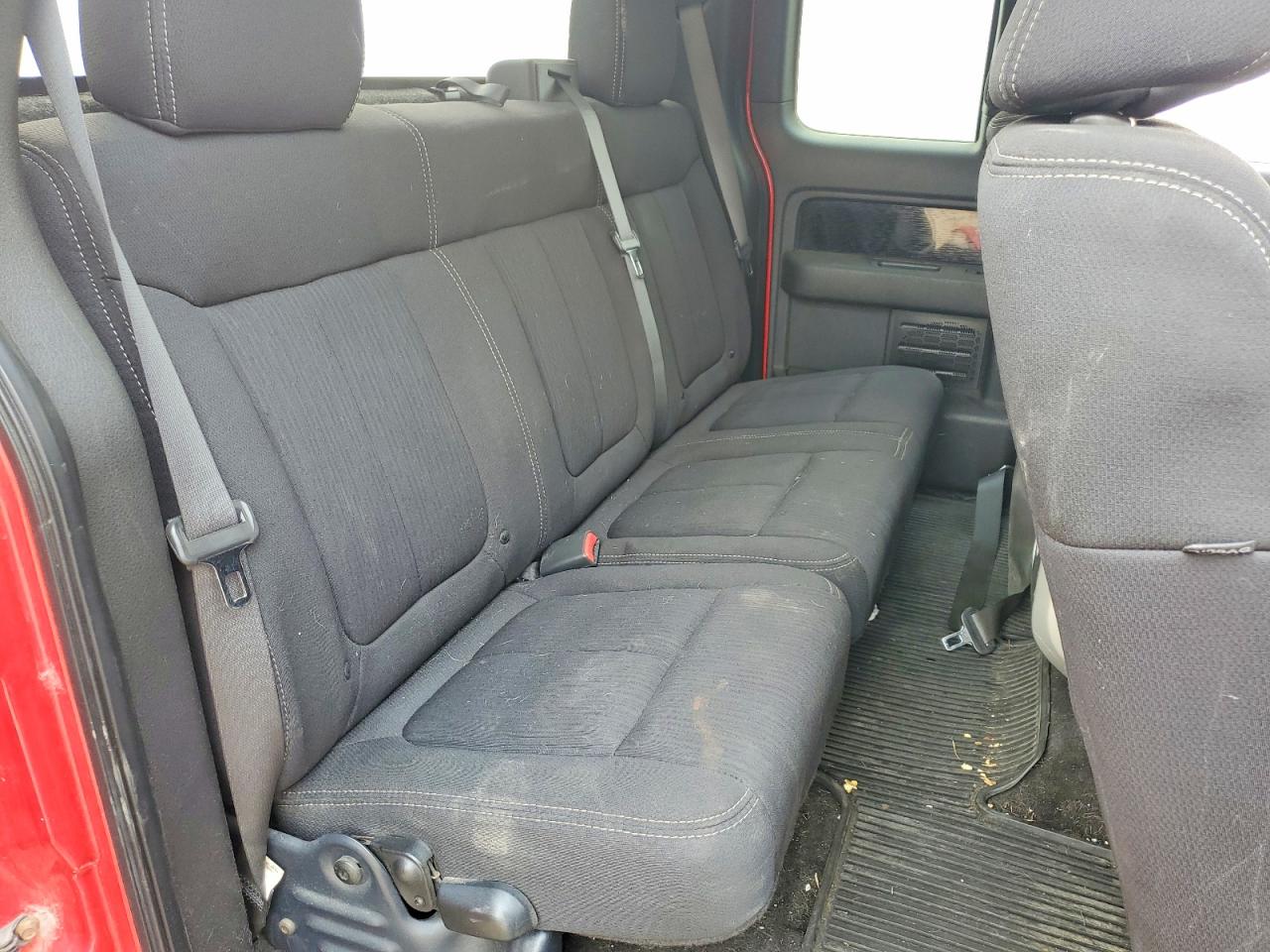 1FTFX1CV1AKE44111 · 2010 FORD F150 · 10/12