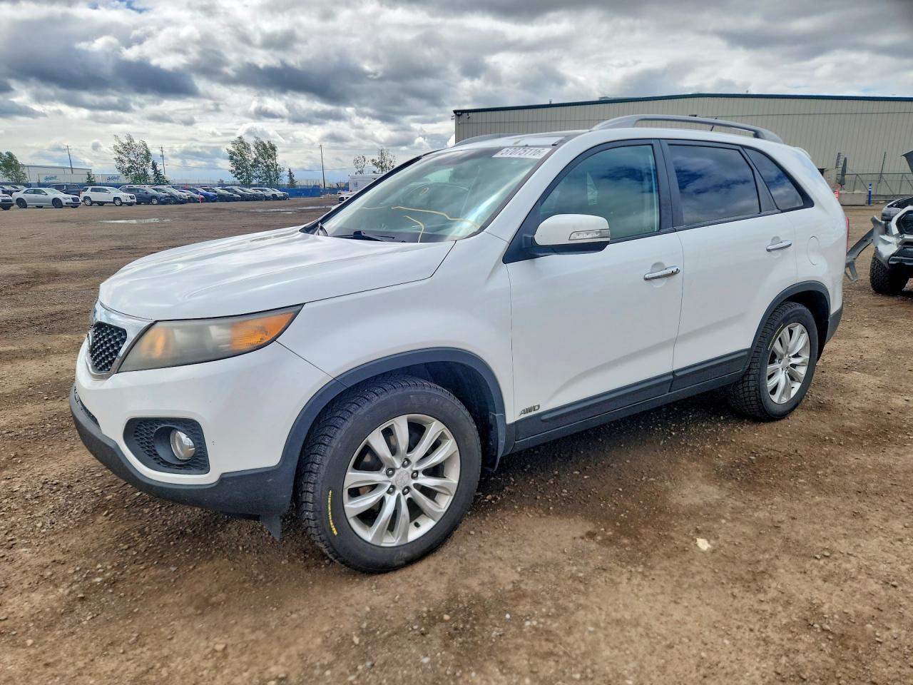 5XYKUDA23BG126175 · 2011 KIA SORENTO