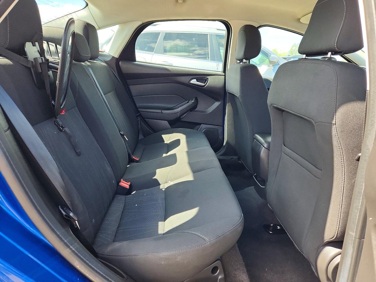 1FADP3FE2JL213667 · 2018 FORD FOCUS · 10/12