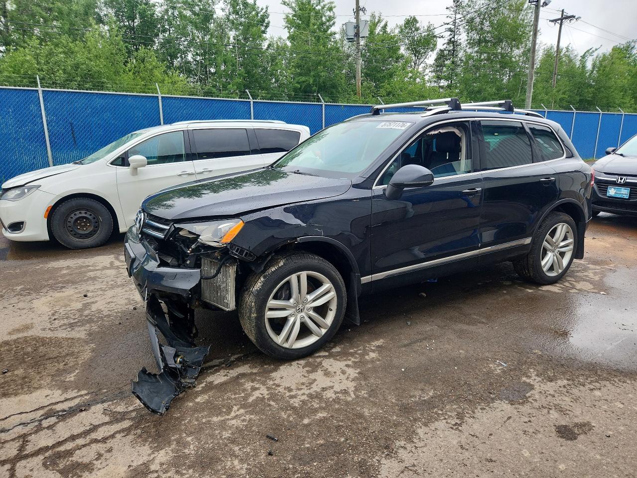 WVGEP9BPXED015083 · 2014 VOLKSWAGEN TOUAREG
