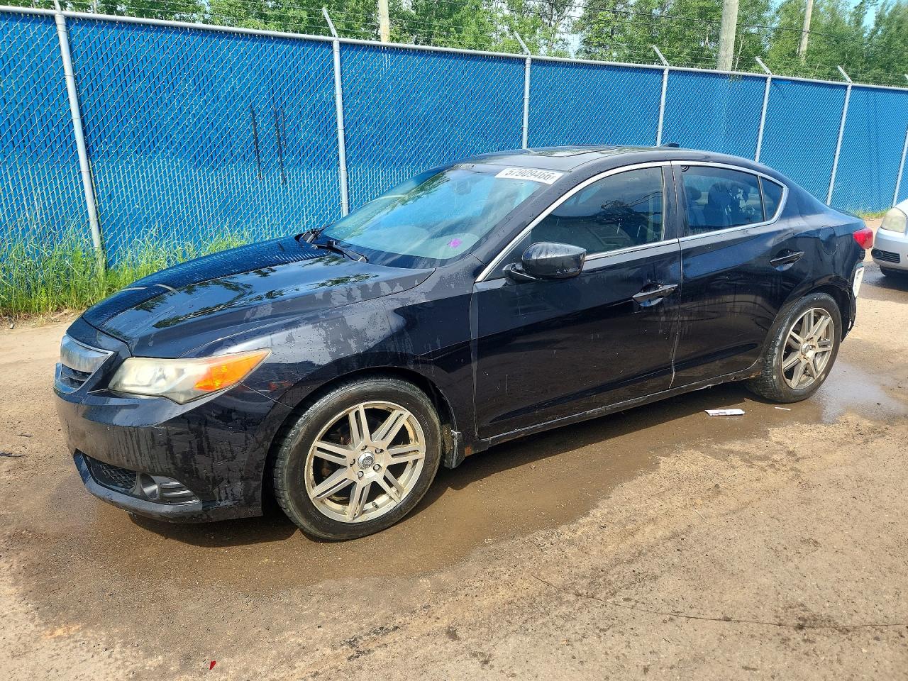 19VDE1F56DE400601 · 2013 ACURA ILX