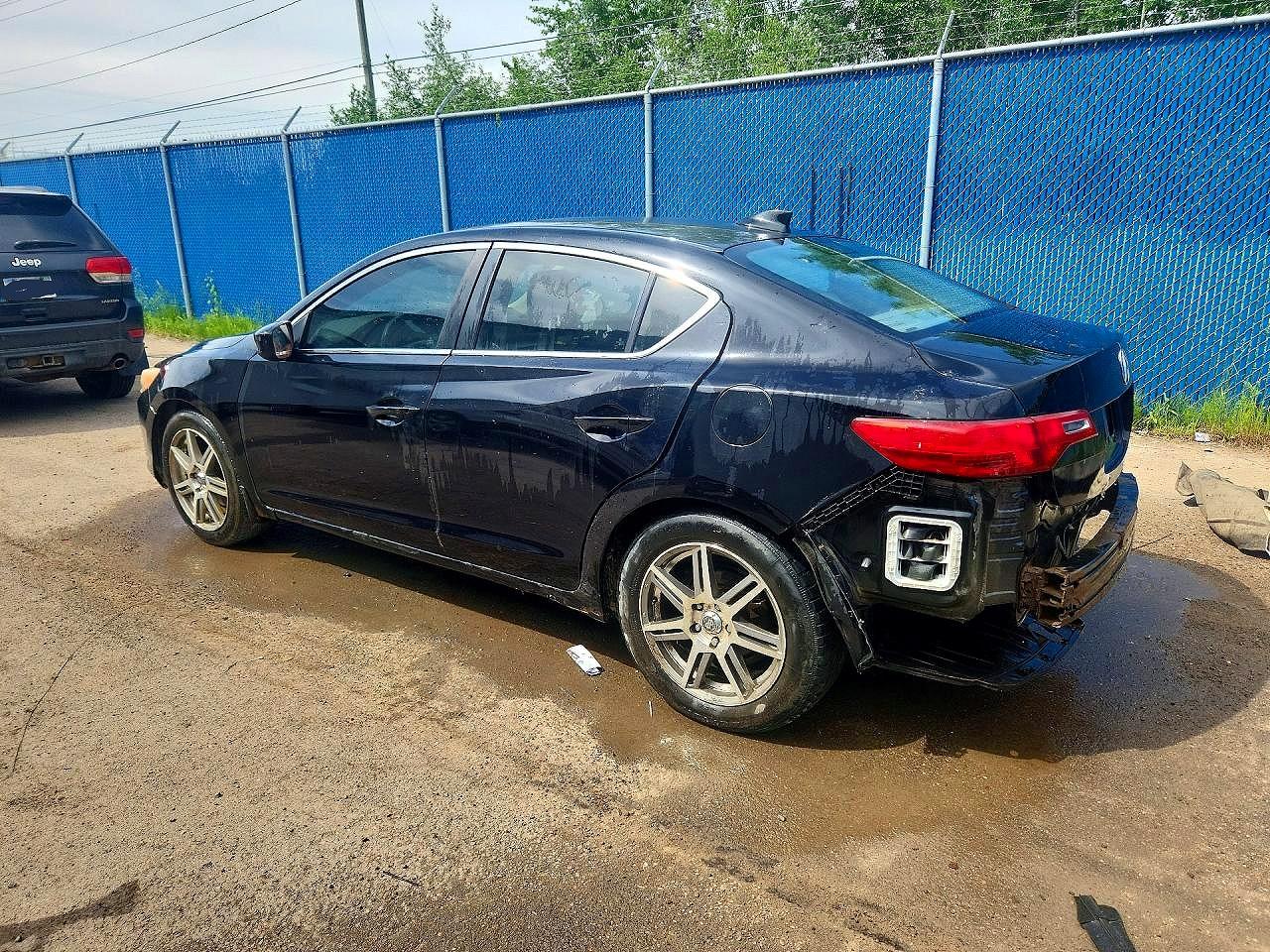 19VDE1F56DE400601 · 2013 ACURA ILX · 2/13