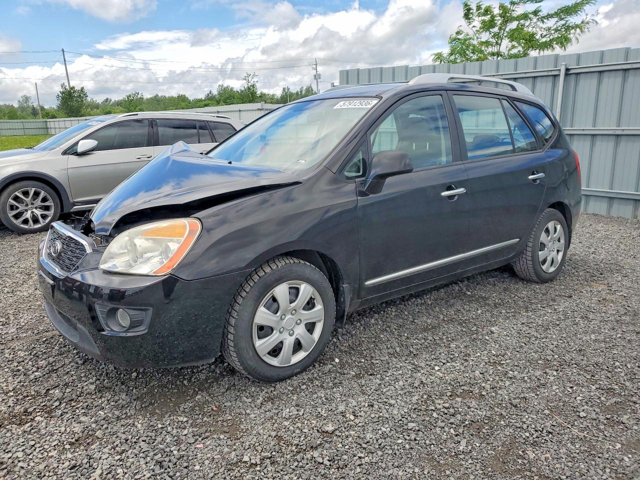 KNAHH8A81C7401189 · 2012 KIA RONDO