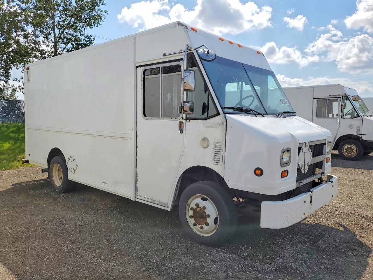4UZAANBW76CW23392 · 2006 FREIGHTLINER CHASSIS