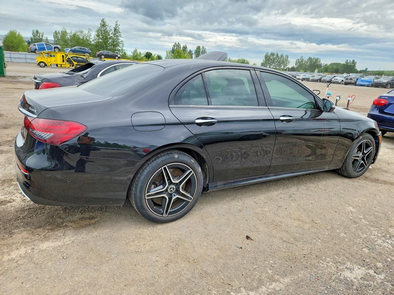 W1KZF5KB2NB031107 · 2022 MERCEDES-BENZ E · 3/13