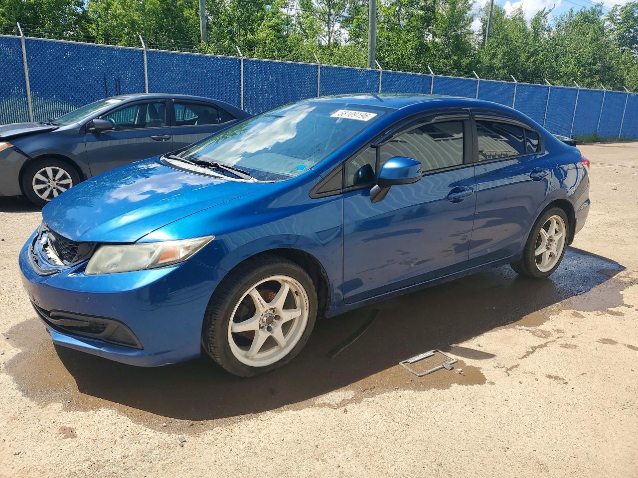 2HGFB2E47DH035570 · 2013 HONDA CIVIC