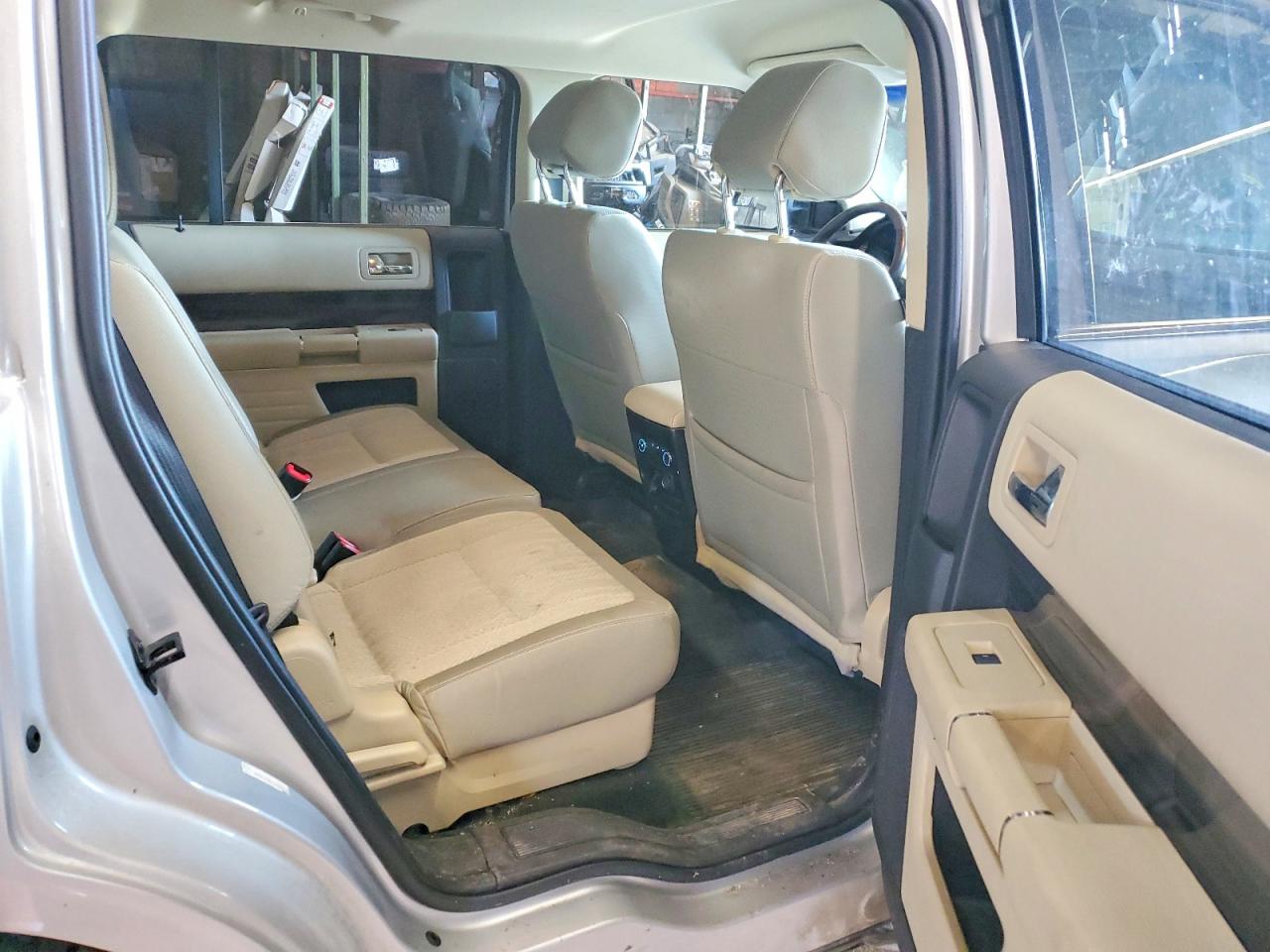 2FMHK6C86JBA21836 · 2018 FORD FLEX · 11/13