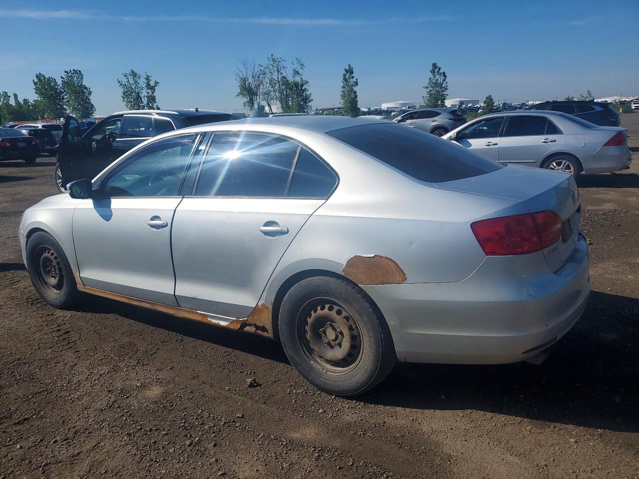 3VW2K7AJ6EM245728 · 2014 VOLKSWAGEN JETTA · 2/12
