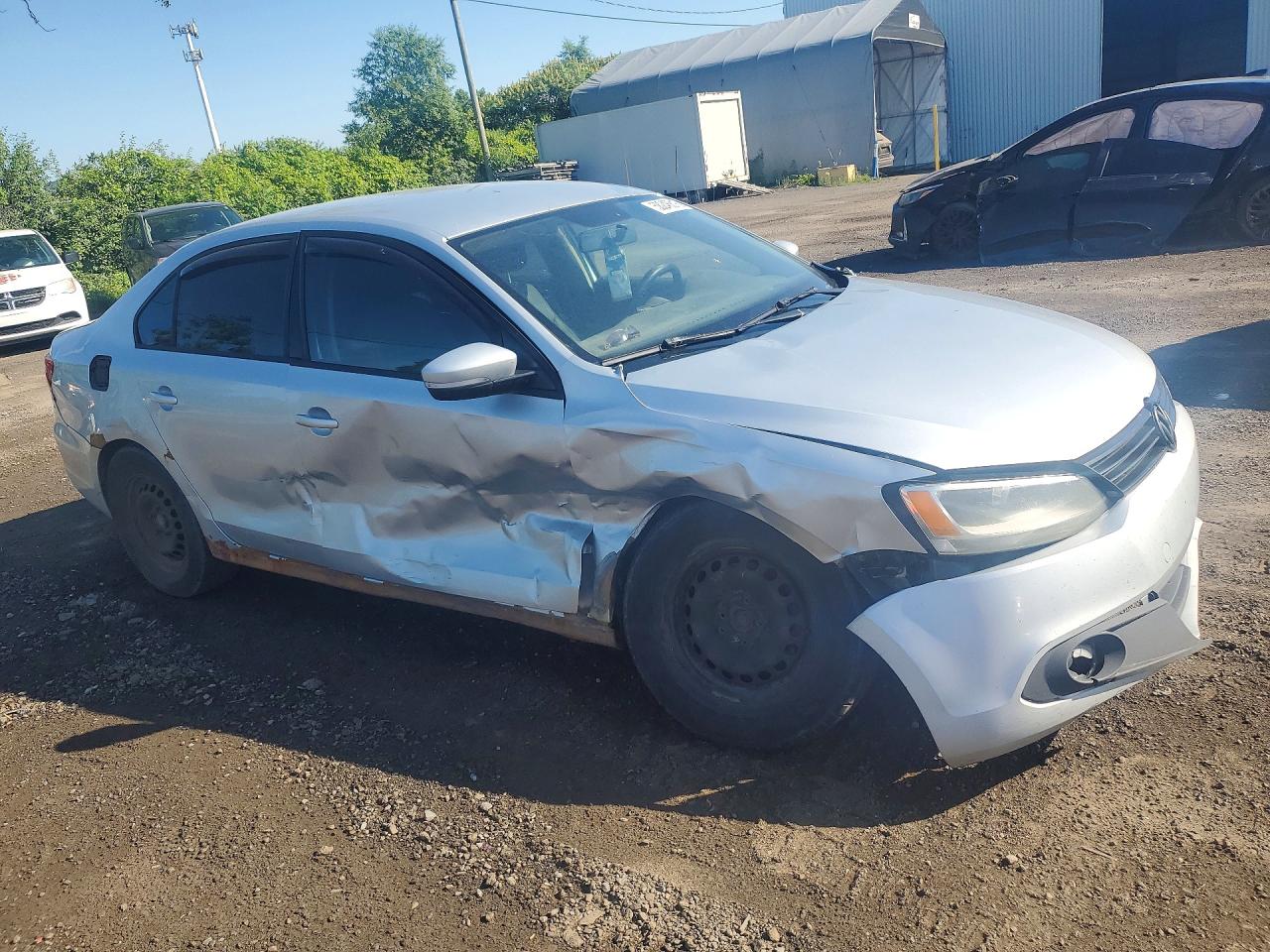 3VW2K7AJ6EM245728 · 2014 VOLKSWAGEN JETTA · 4/12