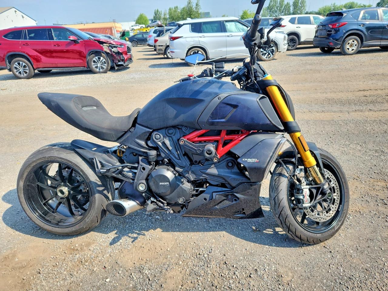ZDMGAHRW3LB003232 · 2020 DUCATI DIAVEL