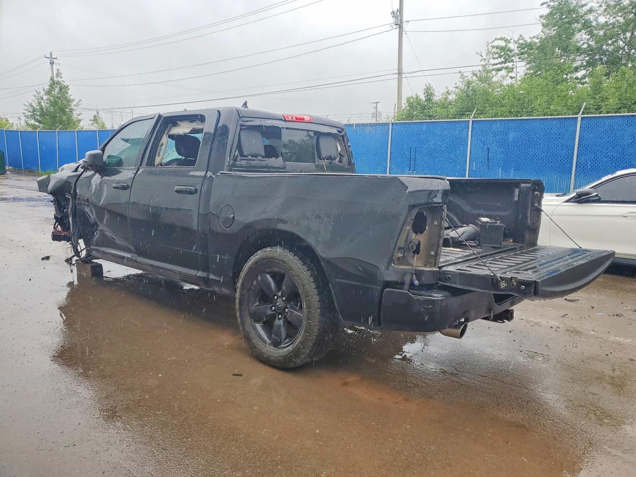 1C6RR7LT5KS621583 · 2019 RAM 1500 CLASSIC · 2/13