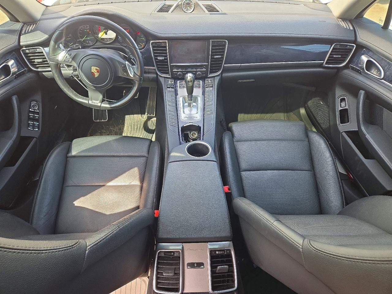 WP0AD2A73EL044211 · 2014 PORSCHE PANAMERA · 8/13