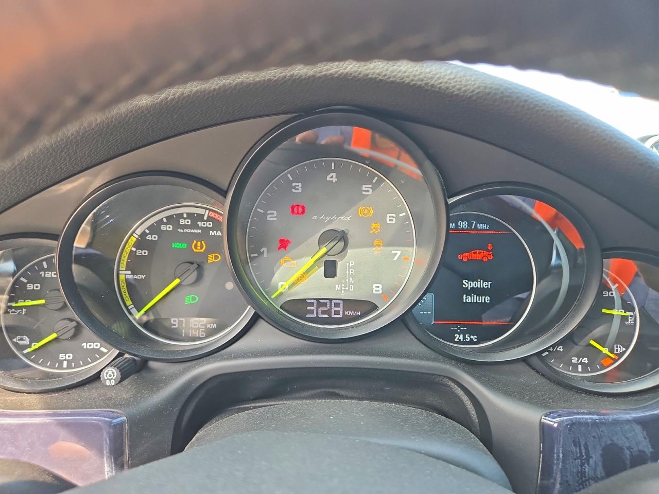 WP0AD2A73EL044211 · 2014 PORSCHE PANAMERA · 9/13