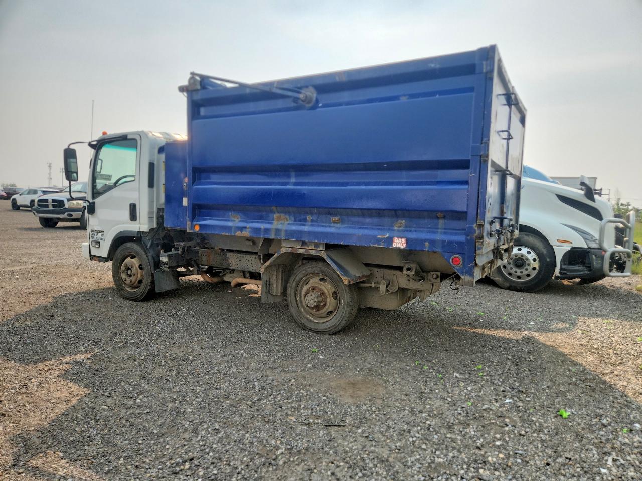 54DC4W1C9FS801466 · 2015 ISUZU NPR HD · 2/12