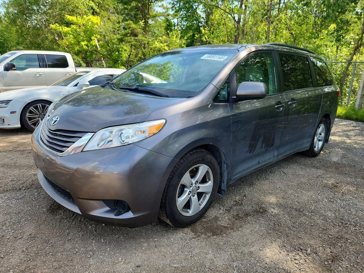 5TDKK3DC7GS720170 · 2016 TOYOTA SIENNA