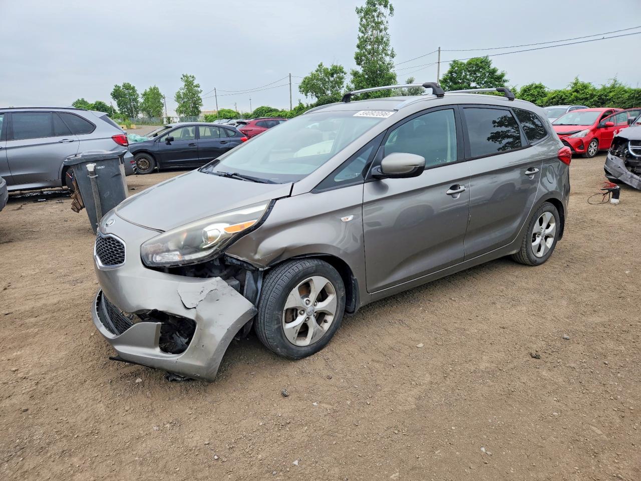 2016 KIA RONDO