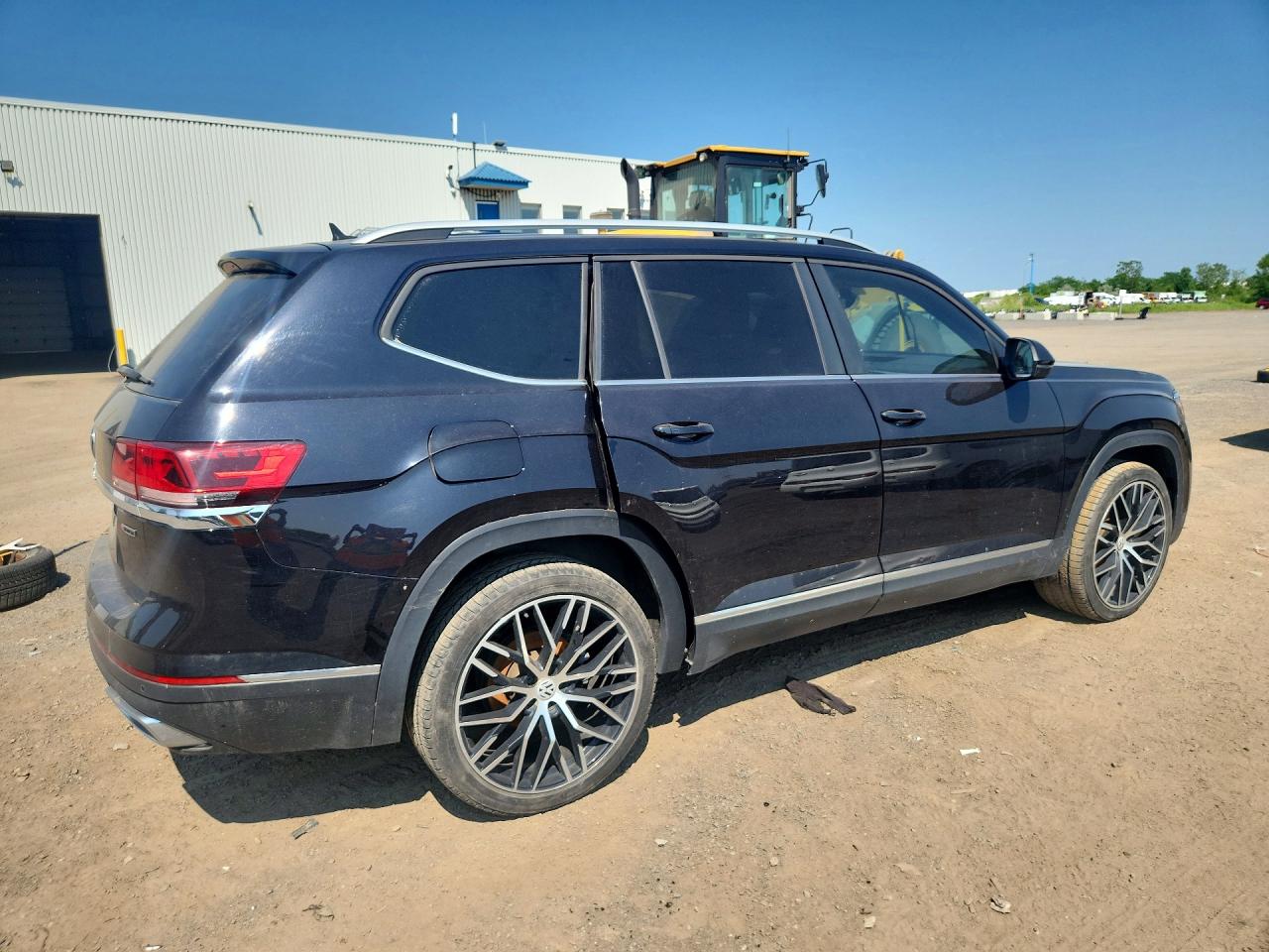 1V2BP2CA5MC602898 · 2021 VOLKSWAGEN ATLAS · 3/12