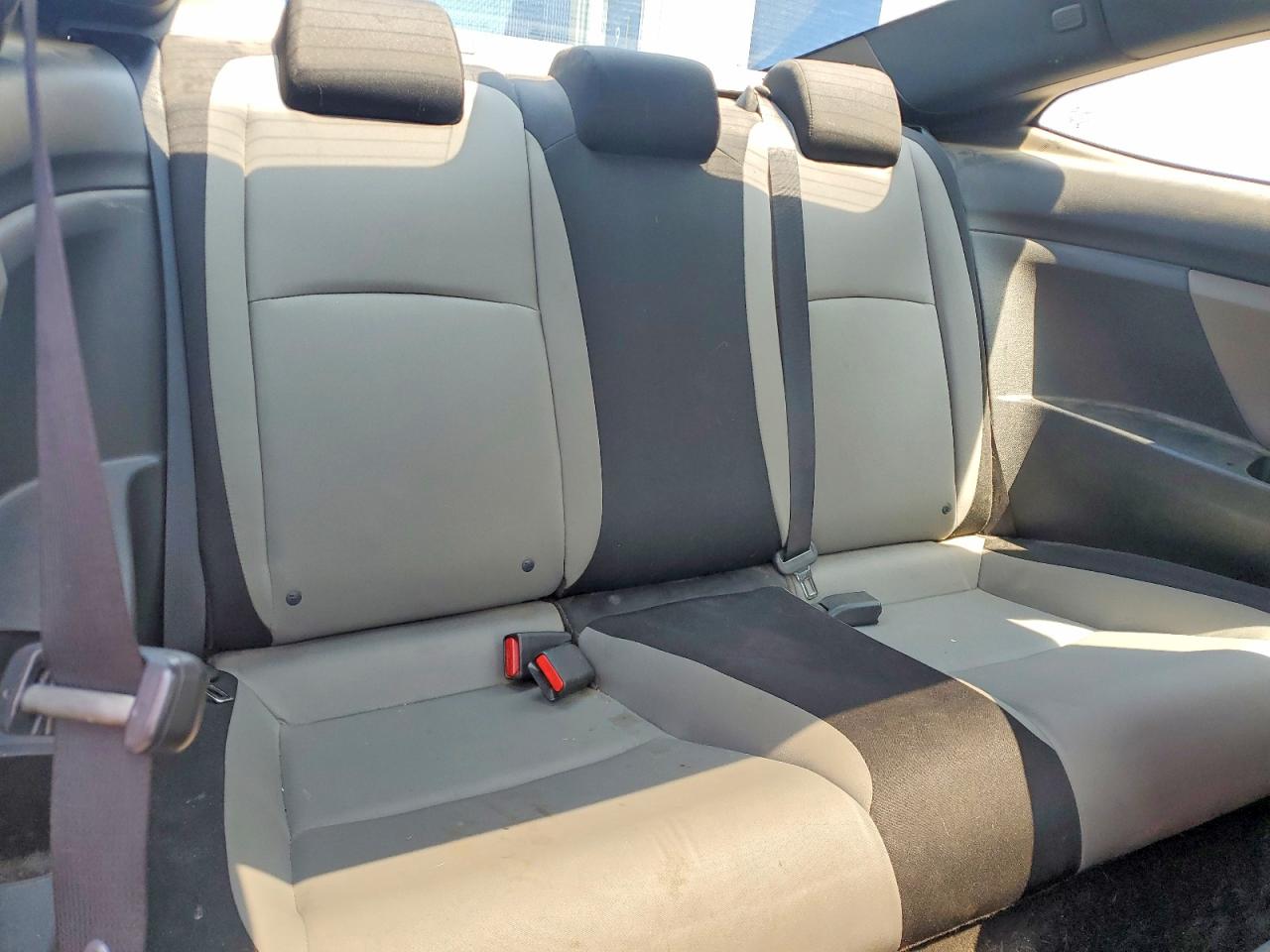 2HGFC3A33JH450235 · 2018 HONDA CIVIC · 10/13