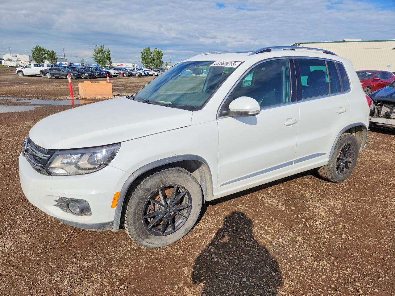 WVGJV7AX1GW500794 · 2016 VOLKSWAGEN TIGUAN