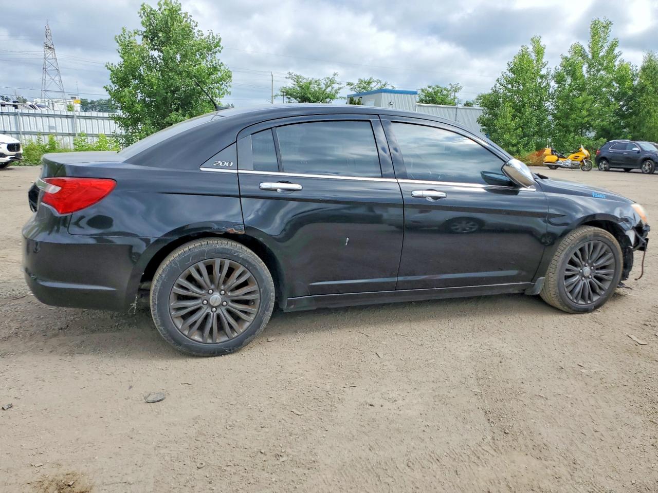 1C3CCBCG7CN218232 · 2012 CHRYSLER 200 · 3/13