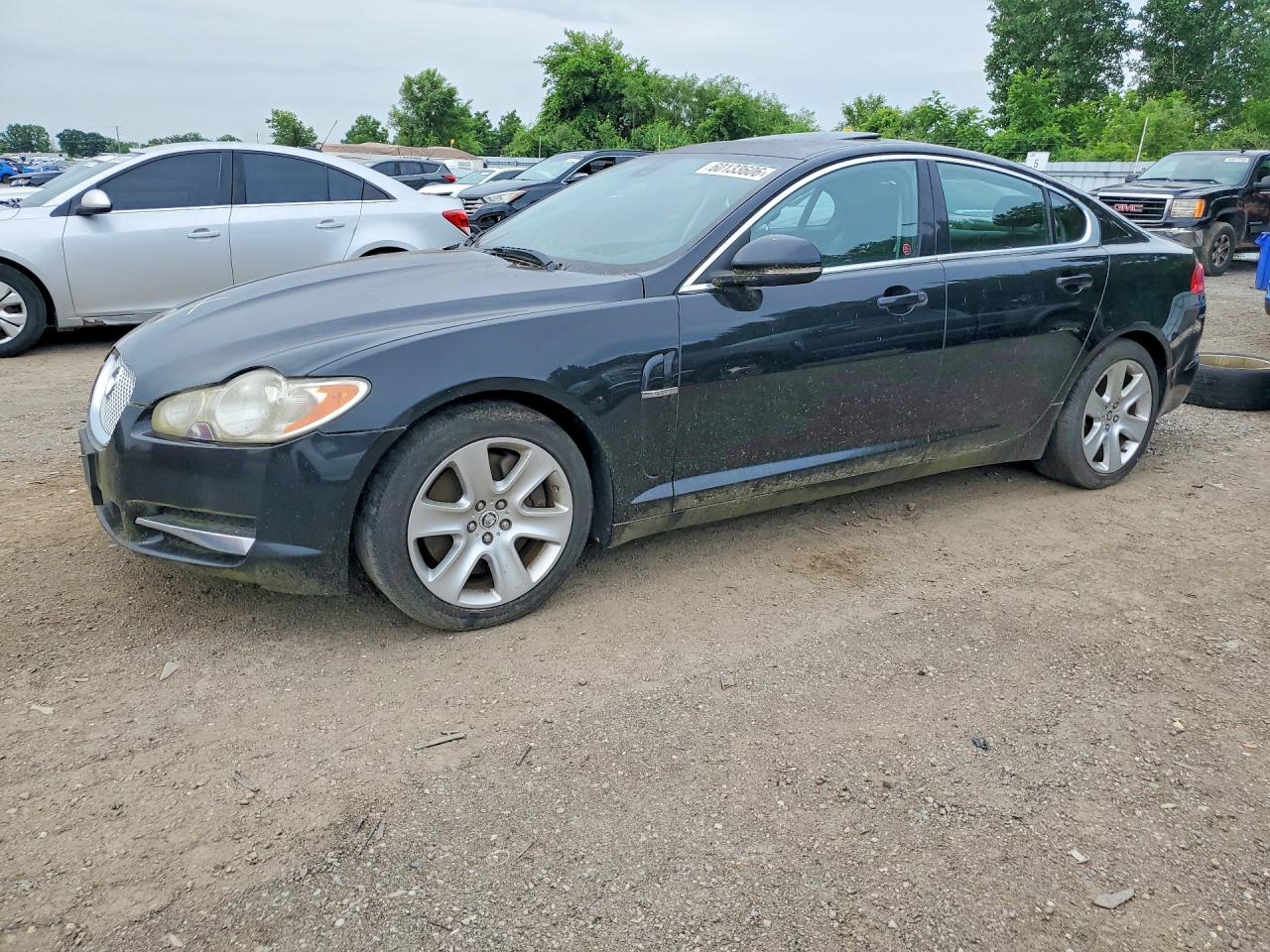 SAJXA0FB2BLR99180 · 2011 JAGUAR XF