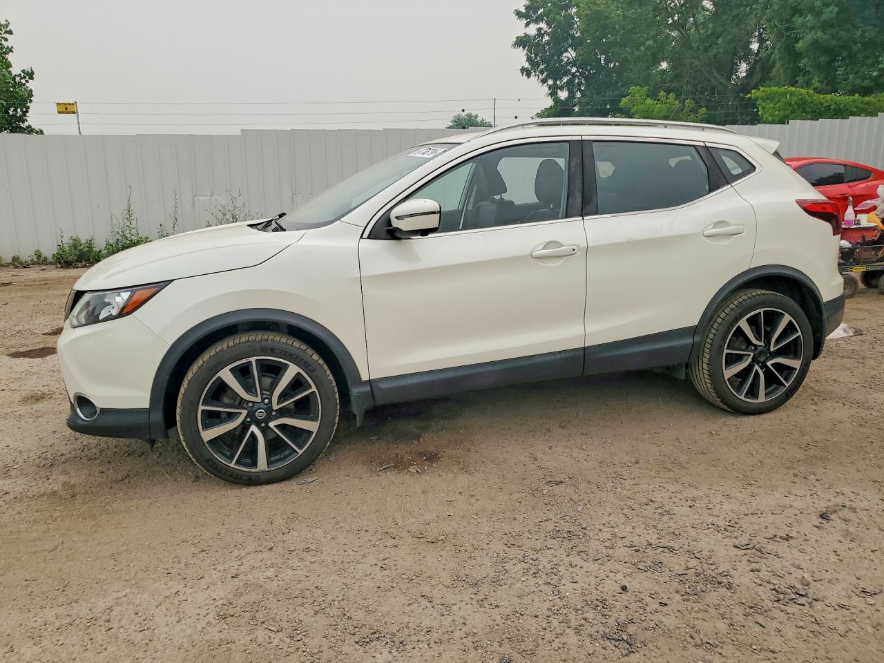 JN1BJ1CR7JW291331 · 2018 NISSAN QASHQAI