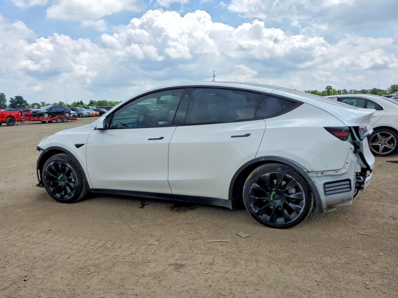 5YJYGDED3MF114146 · 2021 TESLA MODEL Y · 2/13