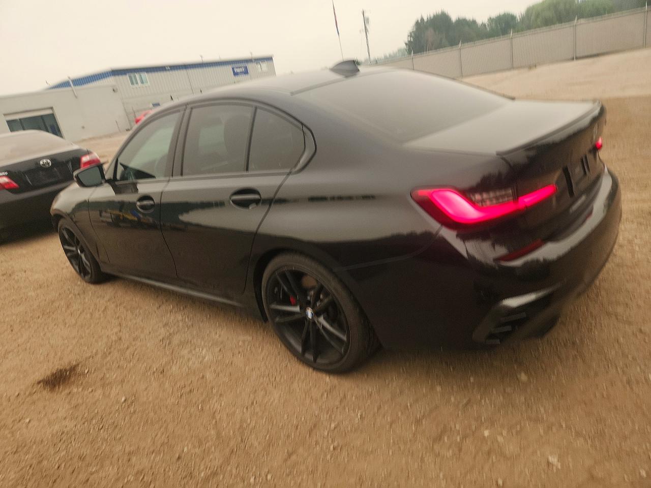 3MW5R7J04M8C15540 · 2021 BMW 330XI · 2/13