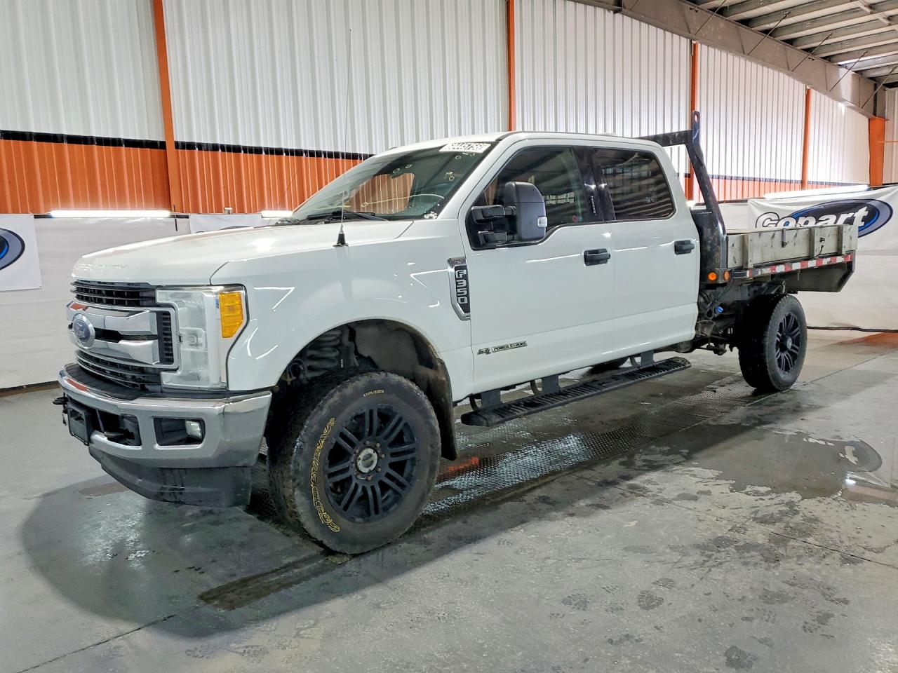 1FT8W3BT3HEE10705 · 2017 FORD F350