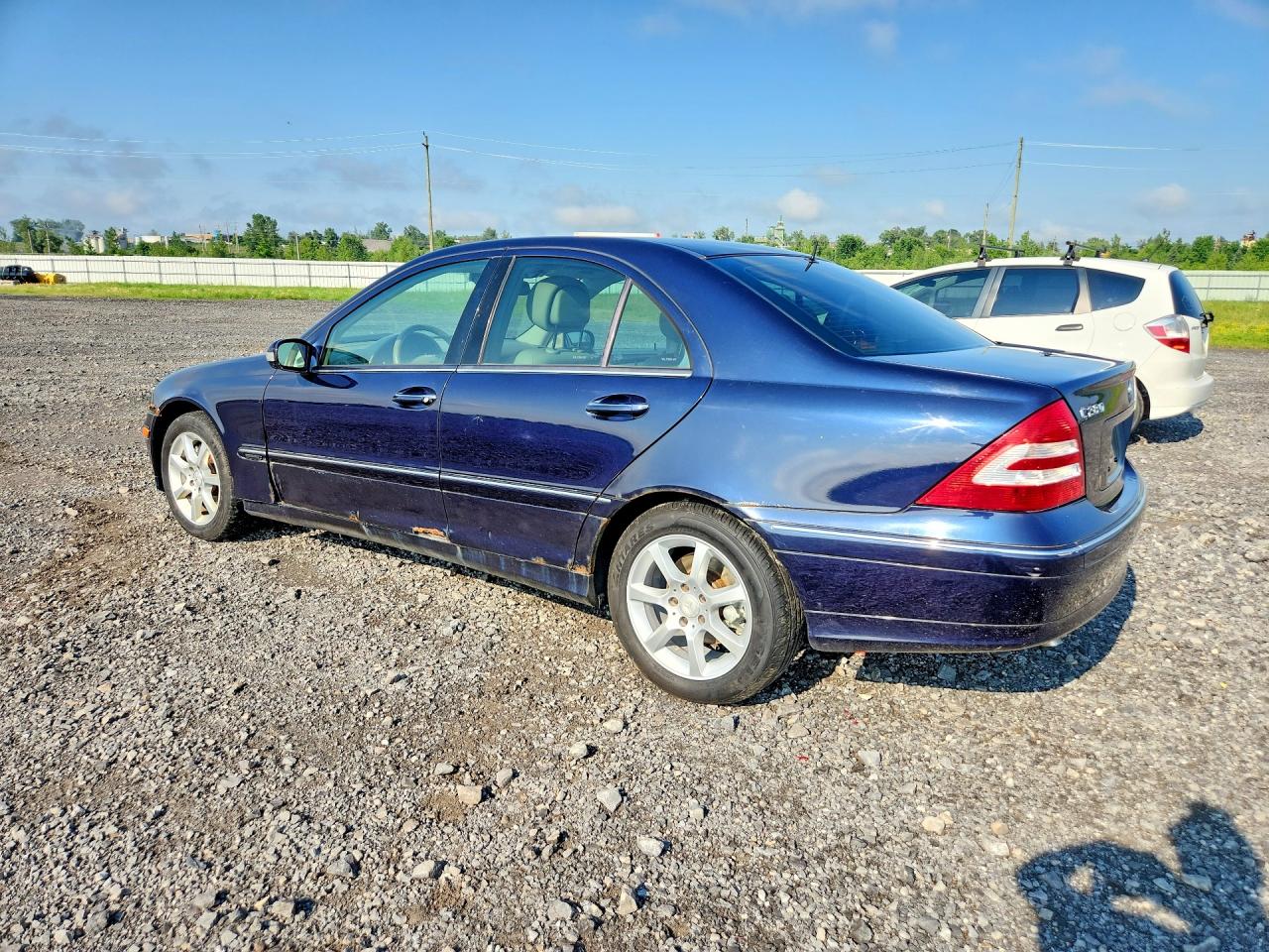 WDBRF92J96F823630 · 2006 MERCEDES-BENZ C · 2/12