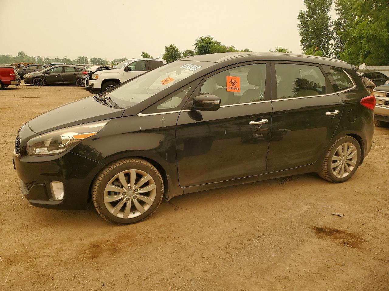 KNAHU8A35F7122722 · 2015 KIA RONDO