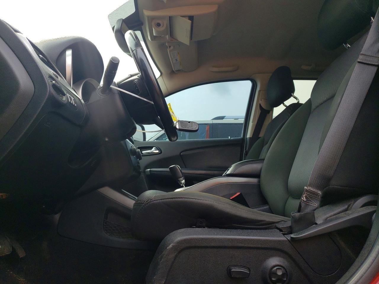 3D4PG5FG5BT544353 · 2011 DODGE JOURNEY · 7/14